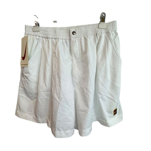 NIKE VINTAGE AGASSI CHALLENGE COURT 1990s TENNIS SHORTS VINTAGE WHITE MENS XL - Picture 1 of 9